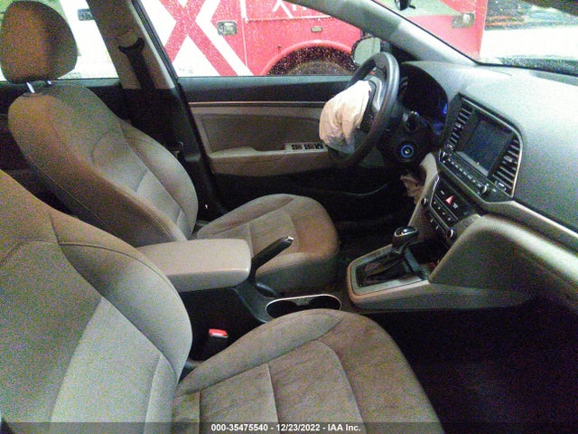 2018 HYUNDAI ELANTRA SEL VIN: 5NPD84LF9JH377657