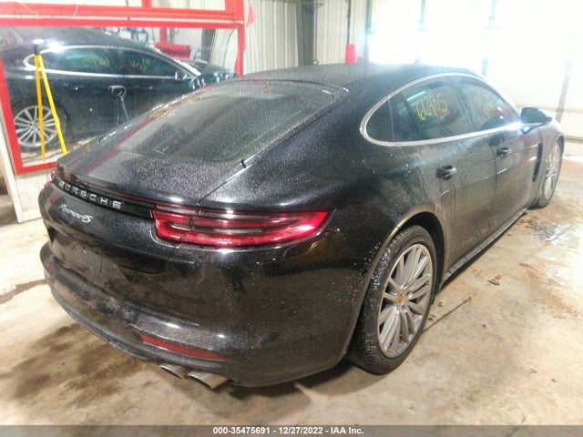 2017 Porsche Panamera, VIN: WP0AB2A72HL121015