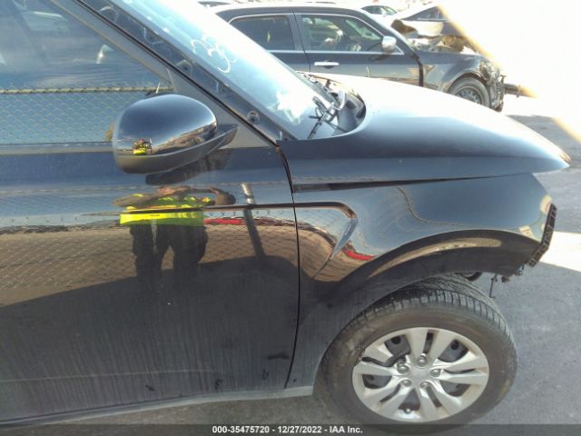 KNDJ23AU9L7724637 KIA SOUL LX
