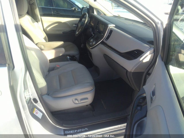 2018 Toyota Sienna, VIN: 5TDYZ3DC9JS903762