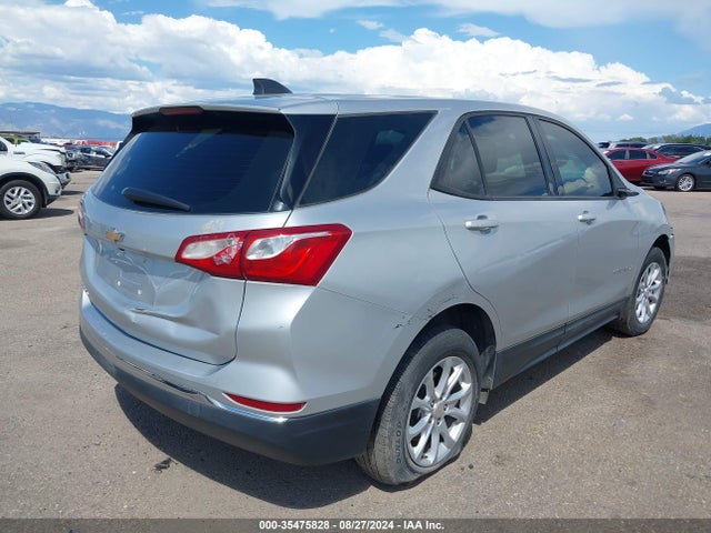 Chevrolet EQUINOX LS 2018 3GNAXHEV1JS511012 Image 4