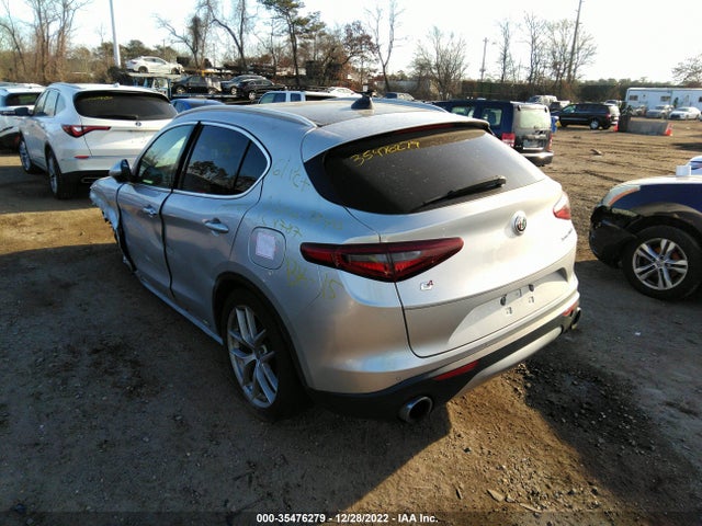 ZASFAKBN9J7B77934 Alfa Romeo STELVIO TI