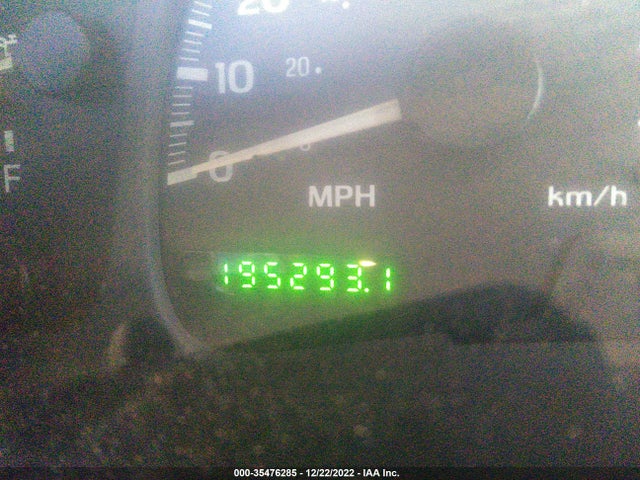 Lincoln Navigator 2000 5LMPU28A0YLJ04132 Image 8