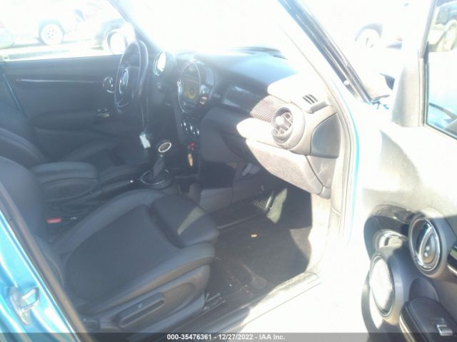 WMWXU3C53G2D27793 Mini COOPER HARDTOP 4 DOOR