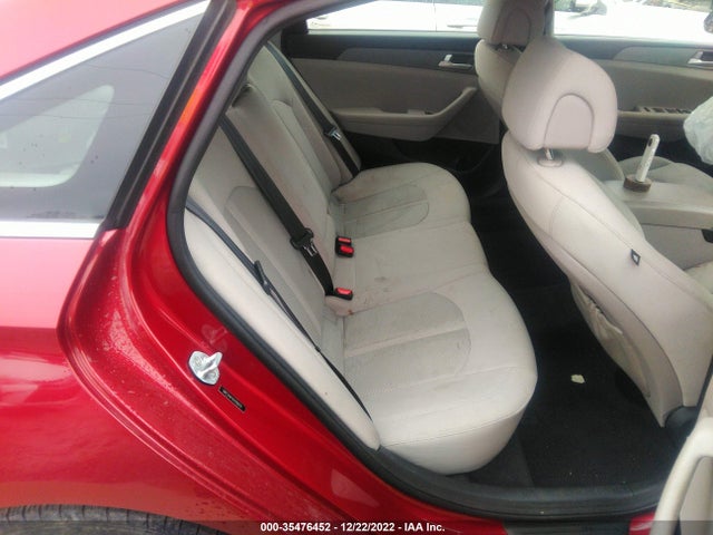 2015 HYUNDAI SONATA 2.4L SE VIN: 5NPE24AF5FH195633
