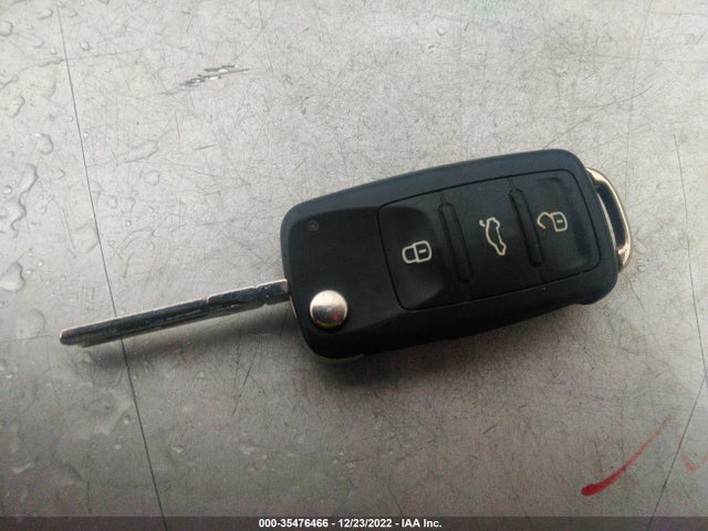 3VWLL7AJ1DM356879 Volkswagen Jetta