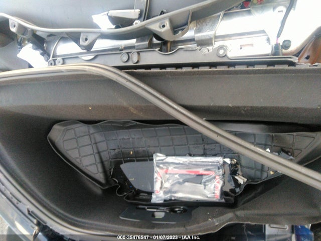 2022 Tesla Model X, VIN: 7SAXCBE67NF351739