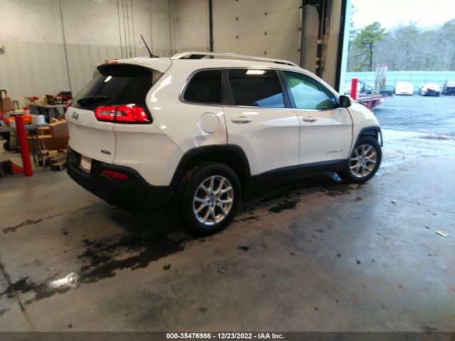 1C4PJMCS9EW125258 Jeep Cherokee Latitude