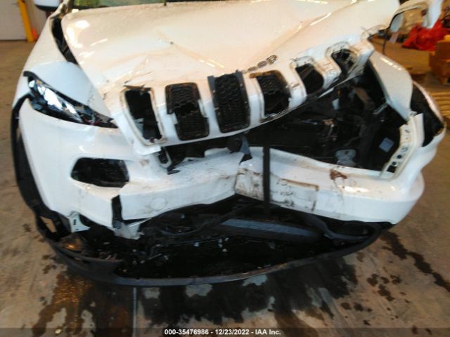 1C4PJMCS9EW125258 Jeep Cherokee Latitude