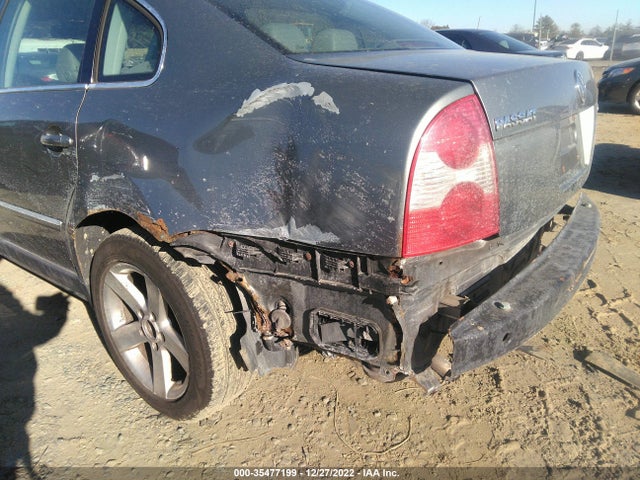 Volkswagen Passat Sedan Glx 2004 WVWTH63B84P098116 Image 7