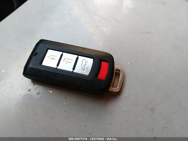 JA4AZ3A34HZ034349 Mitsubishi Outlander Se
