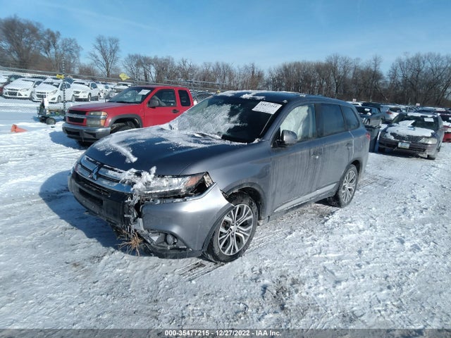 JA4AZ3A34HZ034349 Mitsubishi Outlander Se