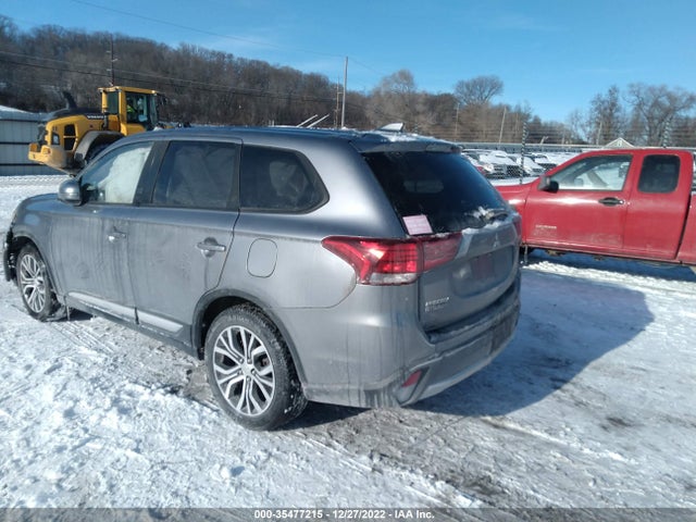 JA4AZ3A34HZ034349 Mitsubishi Outlander Se