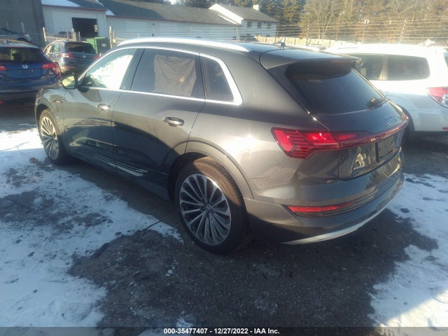 2019 Audi e-tron, VIN: WA1VABGE4KB011326