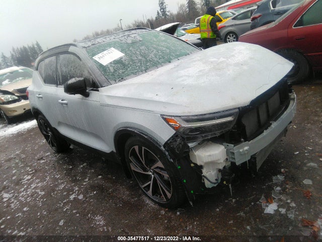 2022 Volvo XC40, VIN: YV4162UM8N2731571