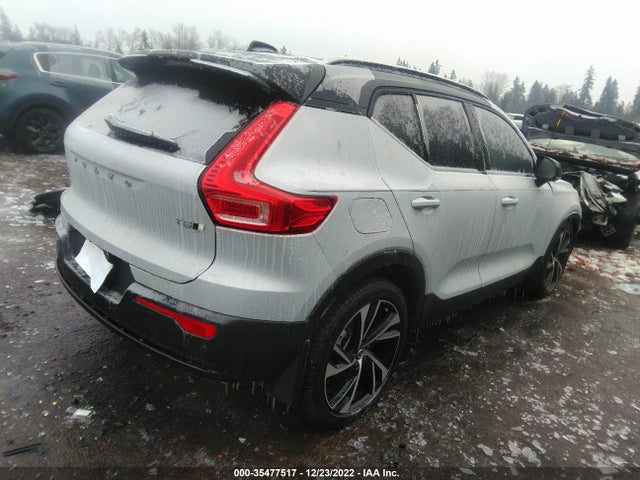 2022 Volvo XC40, VIN: YV4162UM8N2731571