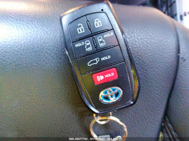 2021 Toyota Sienna, VIN: 5TDDSKFC9MS038743