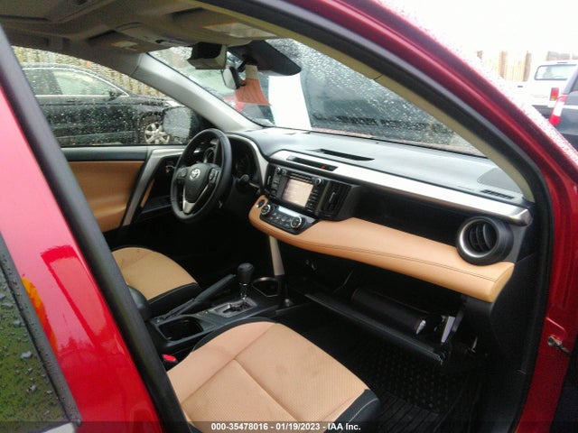 2018 Toyota RAV4, VIN: JTMRFREV2JD225867