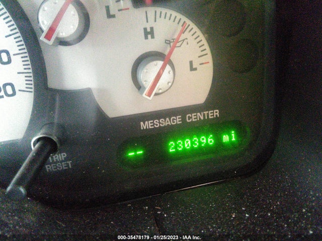 2005 MERCURY MOUNTAINEER CONVENIENCE/LUXURY VIN: 4M2DU86W35ZJ04589