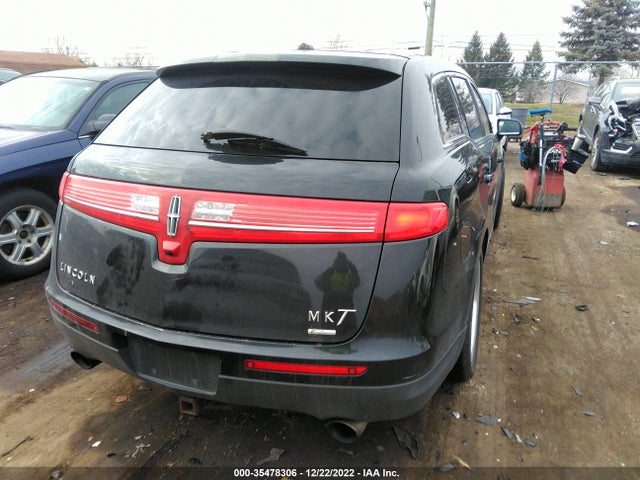 Lincoln MKT 2010 2LMHJ5AT0ABJ13288 Image 4
