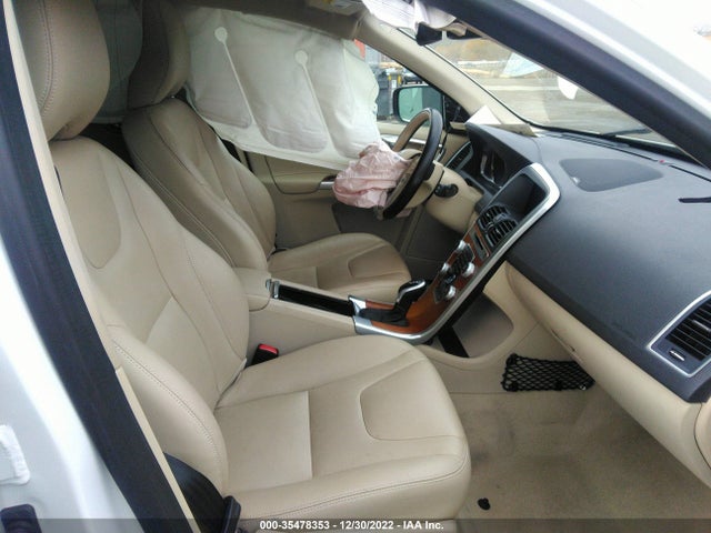 Volvo Xc60 T5 Drive-e Platinum 2016 YV440MDM1G2785100 Image 6