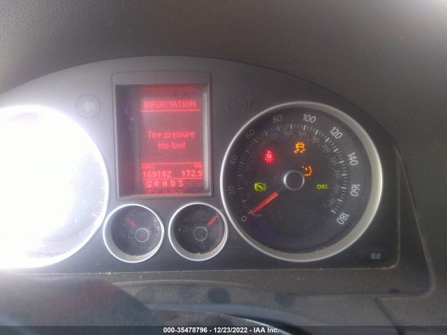 2008 VOLKSWAGEN GTI VIN: WVWHV71K28W239555