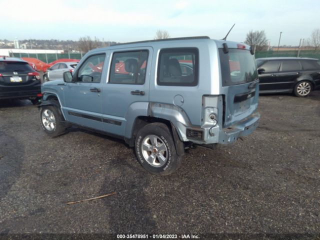 1C4PJMAK3CW185438 Jeep Liberty Sport