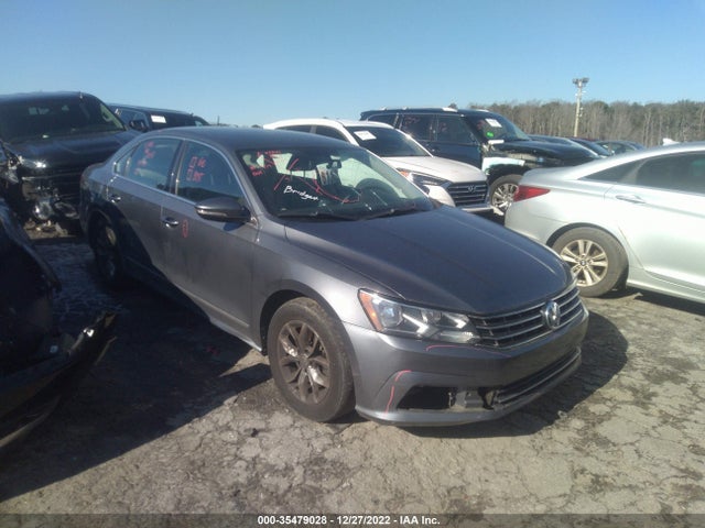 2016 1VWAT7A32GC044715 main image