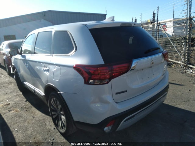 JA4AD2A35KZ005510 Mitsubishi Outlander Es