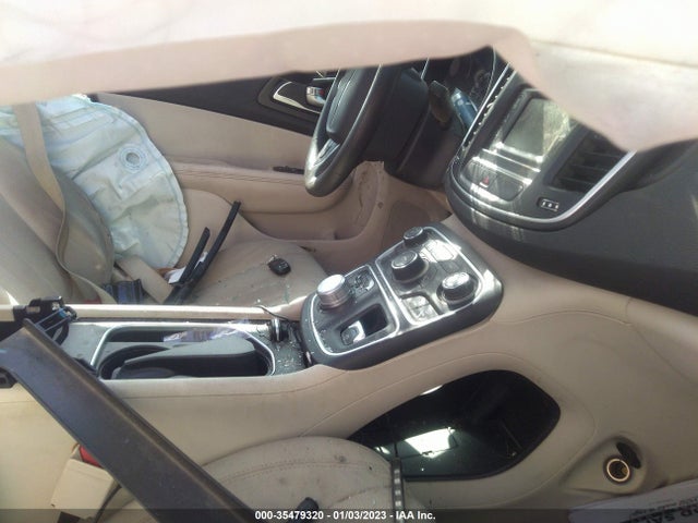 1C3CCCAB3FN691871 Chrysler 200 Limited