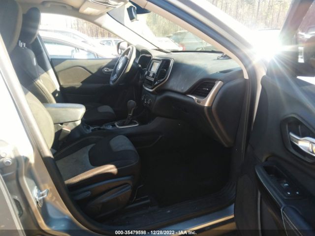 1C4PJLAB1FW761669 Jeep Cherokee