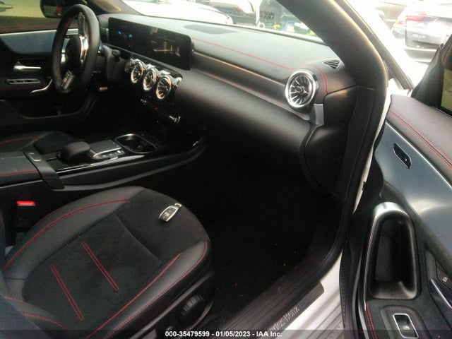 2022 Mercedes-Benz CLA-Class, VIN: W1K5J4HB3NN320963