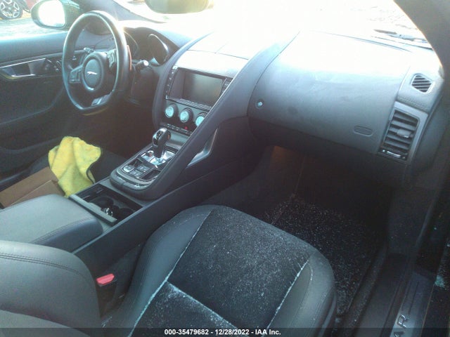 2016 Jaguar F-TYPE, VIN: SAJWJ6BV8G8K34550