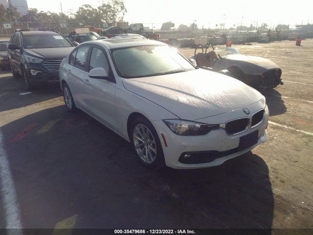 2017 BMW 3 Series, VIN: WBA8A9C35HK864632