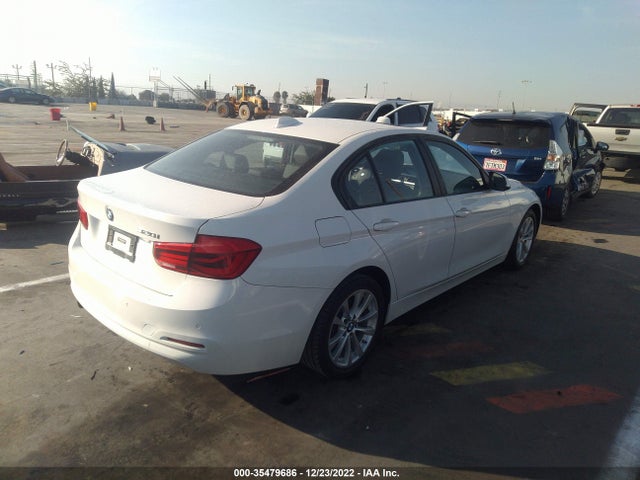 2017 BMW 3 Series, VIN: WBA8A9C35HK864632
