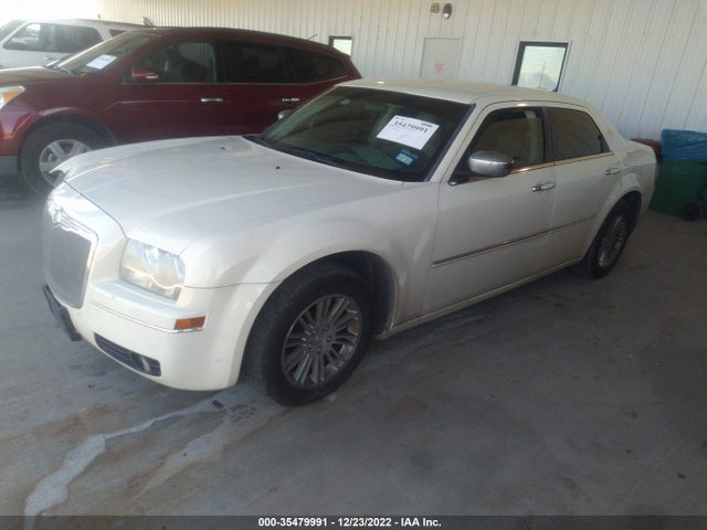 2C3CA5CV0AH209173 Chrysler 300 Touring