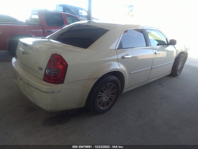 2C3CA5CV0AH209173 Chrysler 300 Touring
