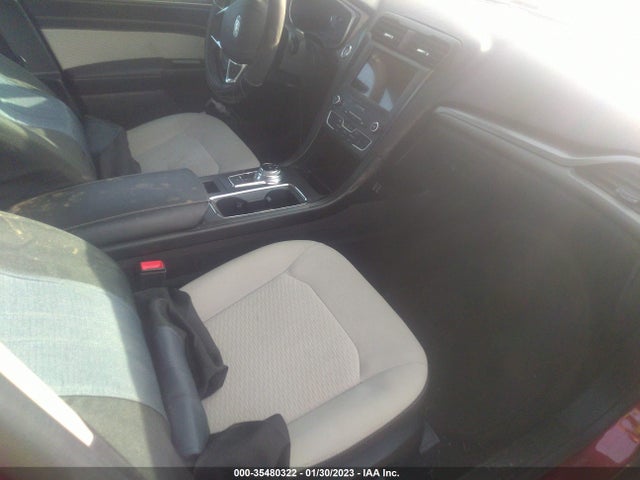 2019 Ford Fusion, VIN: 3FA6P0T90KR136279
