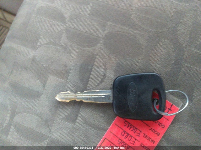 2005 FORD FOCUS S/SE/SES VIN: 1FAFP34NX5W187982