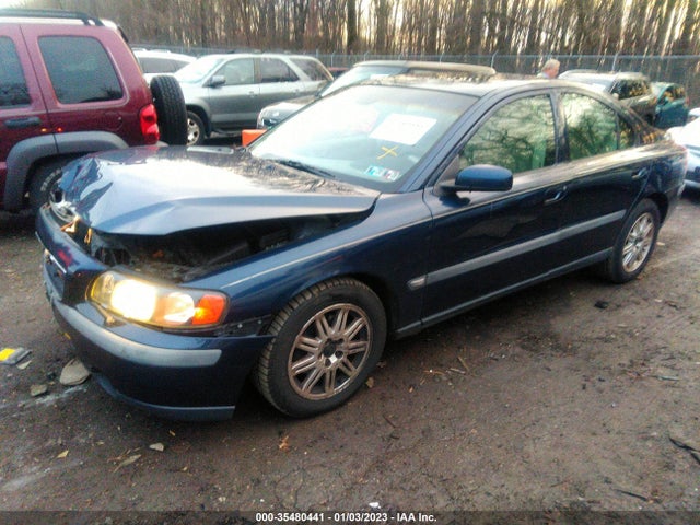 Volvo S60 2004 YV1RS61T342372028 Image 2