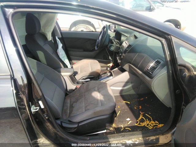 2018 Kia Forte, VIN: 3KPFK4A70JE192875