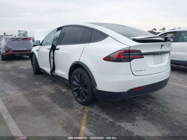 2018 Tesla Model X, VIN: 5YJXCBE2XJF088277