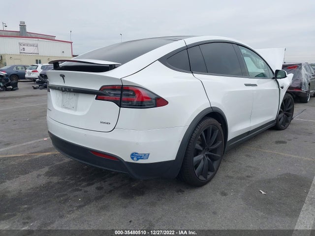 2018 Tesla Model X, VIN: 5YJXCBE2XJF088277