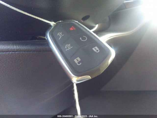 Cadillac Escalade 2017 1GYS4BKJ3HR133304 Image 3