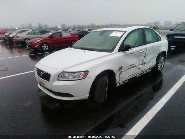 2010 VOLVO S40 VIN: YV1382MS8A2498977