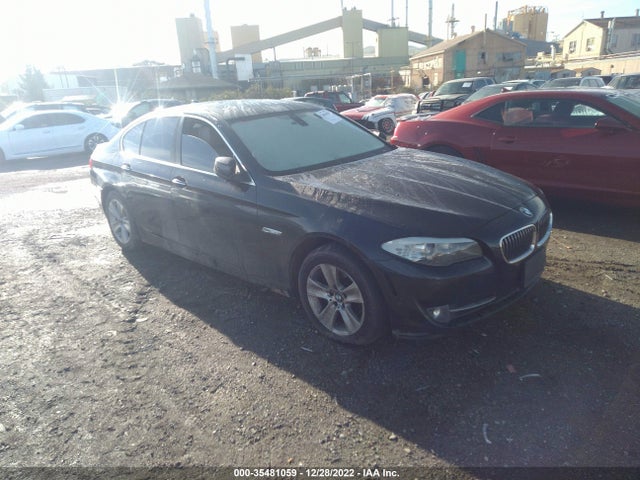 2012 WBAXG5C57CDX01725 main image
