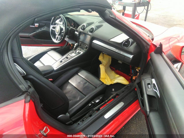 2017 Porsche Boxster, VIN: WP0CA2A87HS221086
