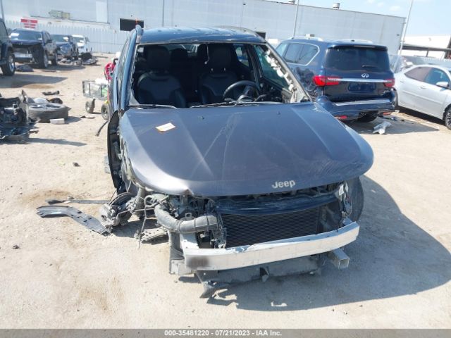 3C4NJCBB8JT318441 Jeep Compass Altitude