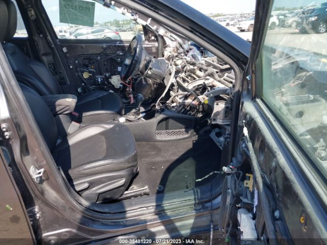 3C4NJCBB8JT318441 Jeep Compass Altitude