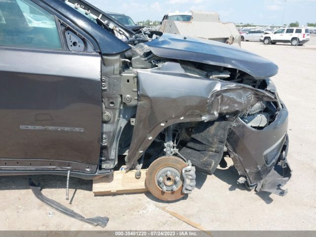 3C4NJCBB8JT318441 Jeep Compass Altitude